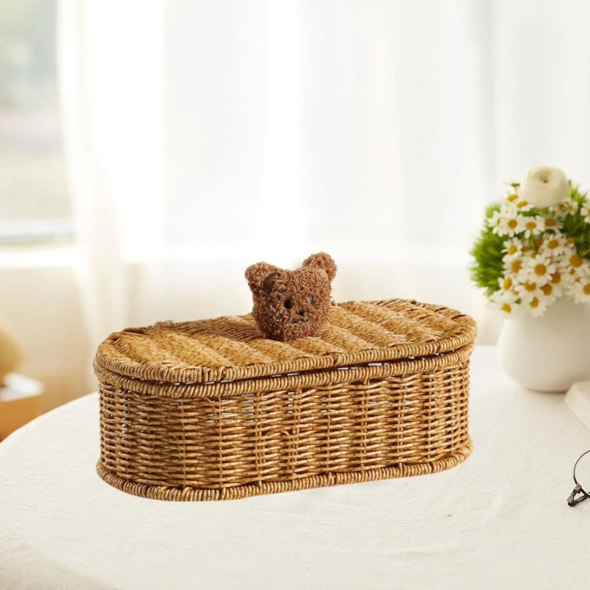 Caixa Oval de Rattan com Ursinho na Tampa